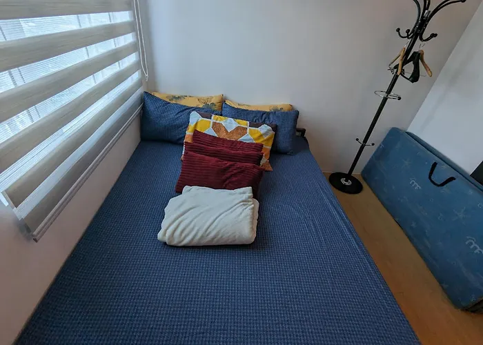 Hotel Premium 1br At Mplace Music 50 Inch Tv Pool Pay Extra Manila
