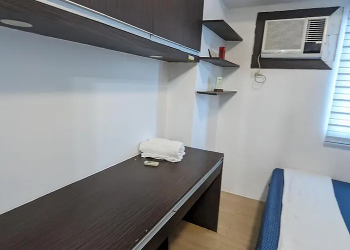 Hotel Premium 1br At Mplace Music 50 Inch Tv Pool Pay Extra Manila